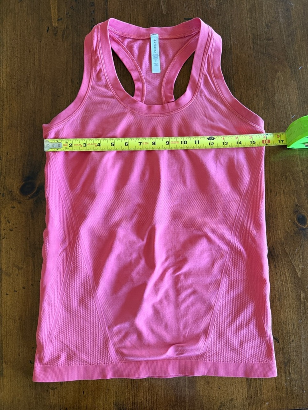 Athleta Momentum Tank Size Medium - Picture 5 of 6